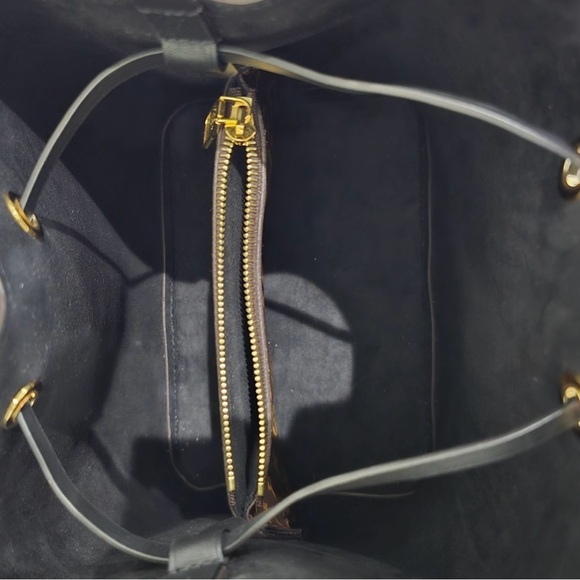 Authentic Louis Vuitton Neo Noe MM Monogram - Like New - Picture 8 of 10